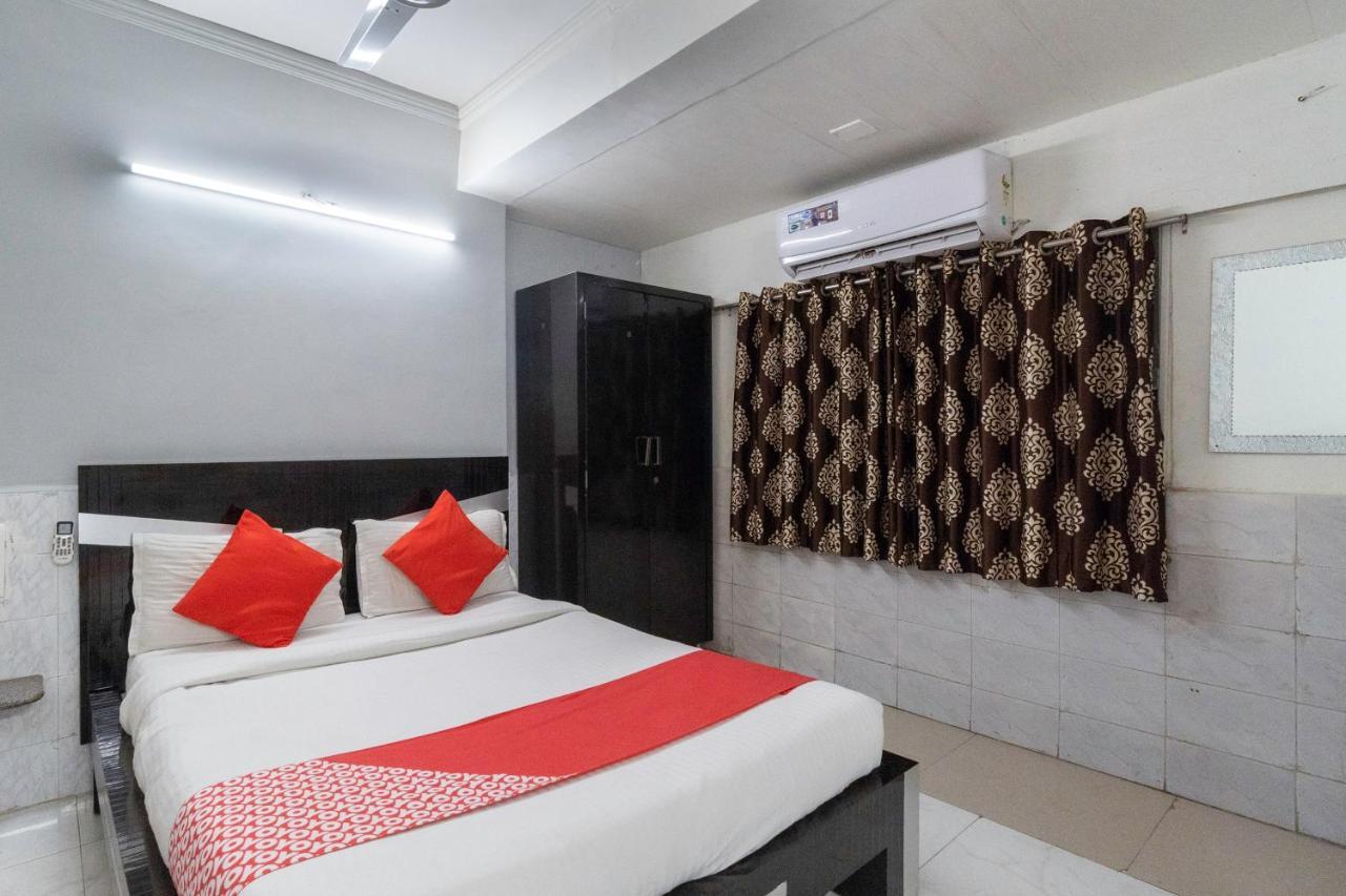 Hotel Oyo 13535 Aakash Ahmedabad Exterior foto
