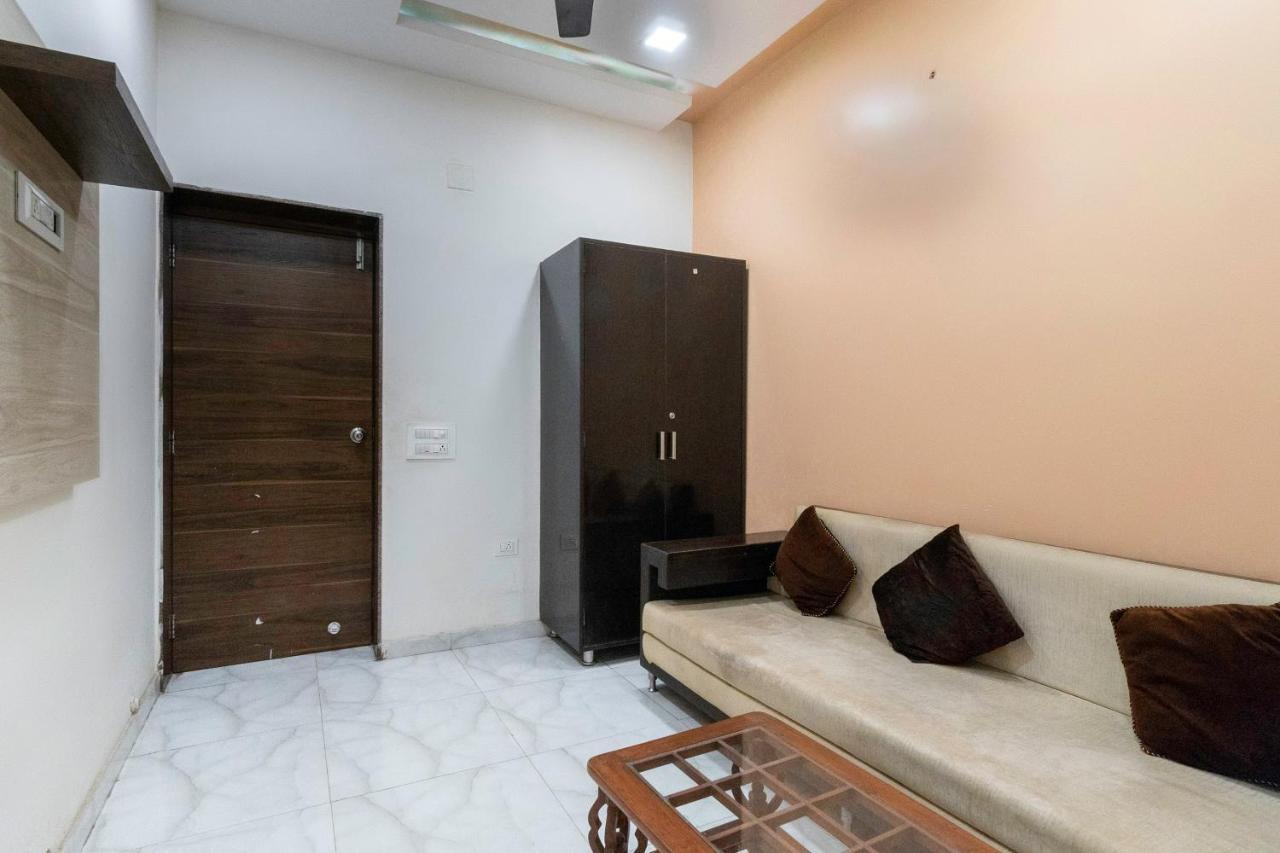 Hotel Oyo 13535 Aakash Ahmedabad Exterior foto